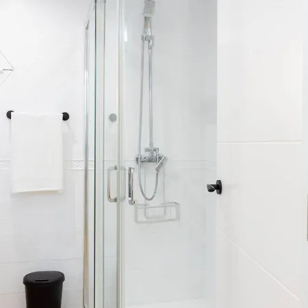 Апартаменты Hideaway Near